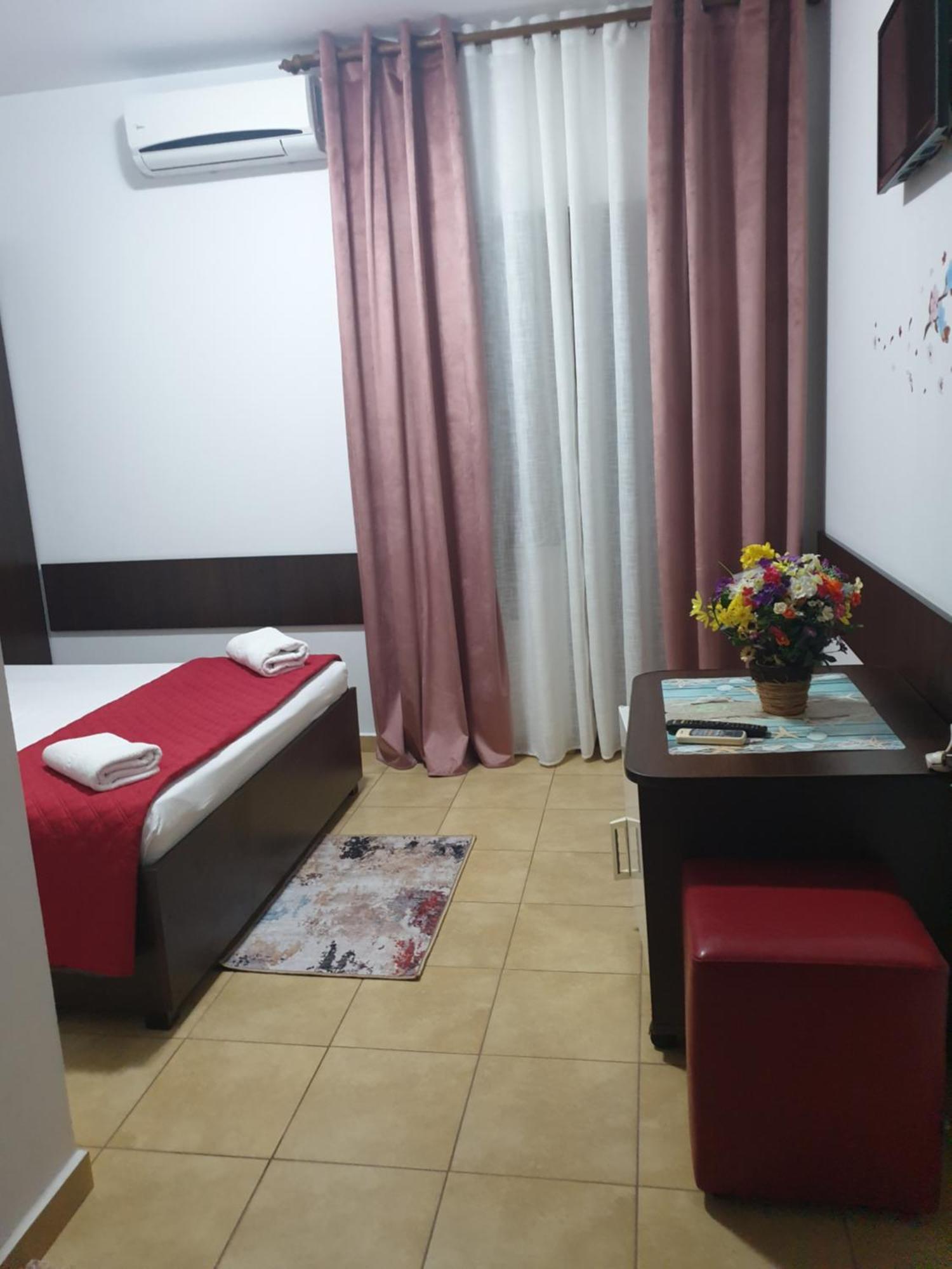 فندق Casa Mary كوستِنيست المظهر الخارجي الصورة