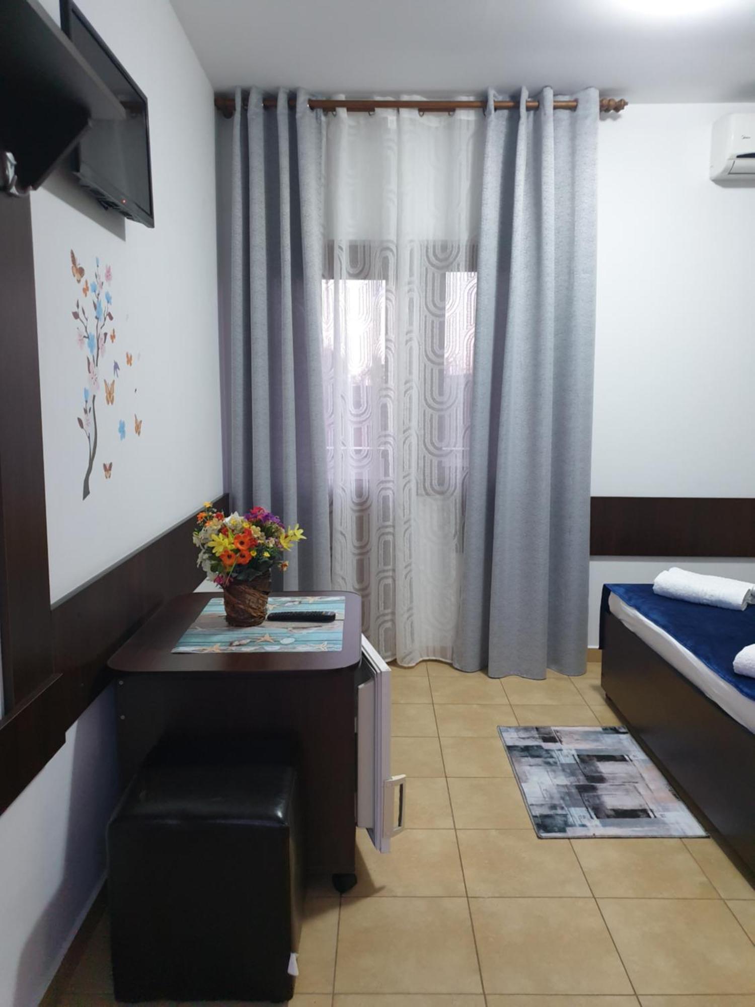 فندق Casa Mary كوستِنيست المظهر الخارجي الصورة